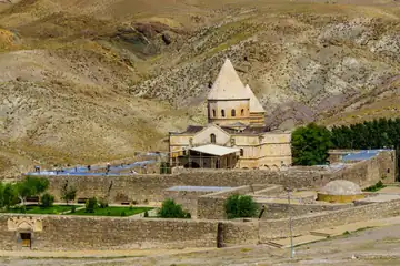 قره‌کلیسا (کلیسای تادئوس مقدس) — عکس ۲